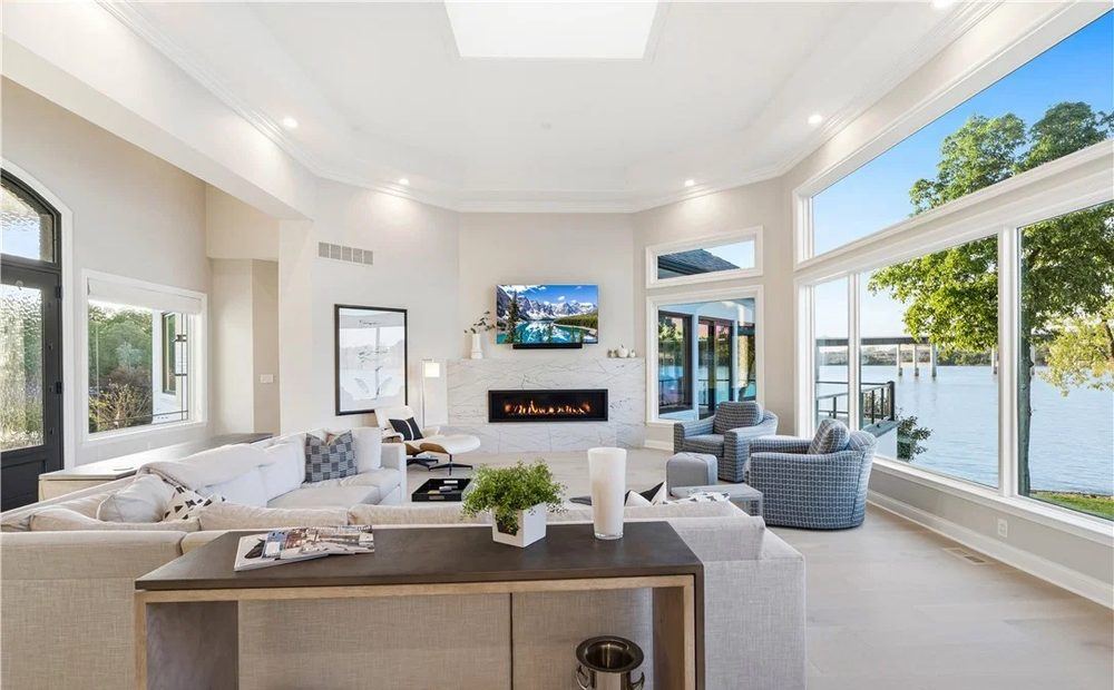Great room opening to the lake